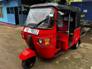Bajaj 4 Stroke 2010 Three Wheel (Used)
