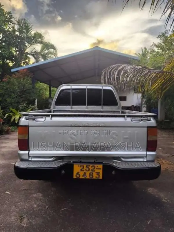 Mitsubishi L200 1998 Pickup (Used)