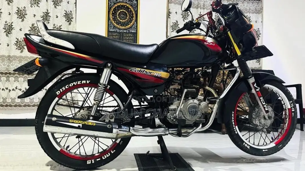 Bajaj Caliber 2004 Motorbike (Used)