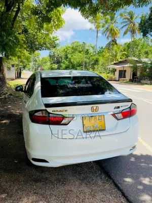 Honda Grace 2014 Car (Used)