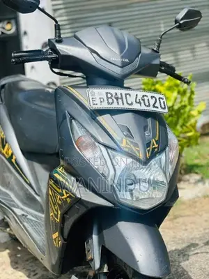 Honda DIO 2018 Motorbike (Used)