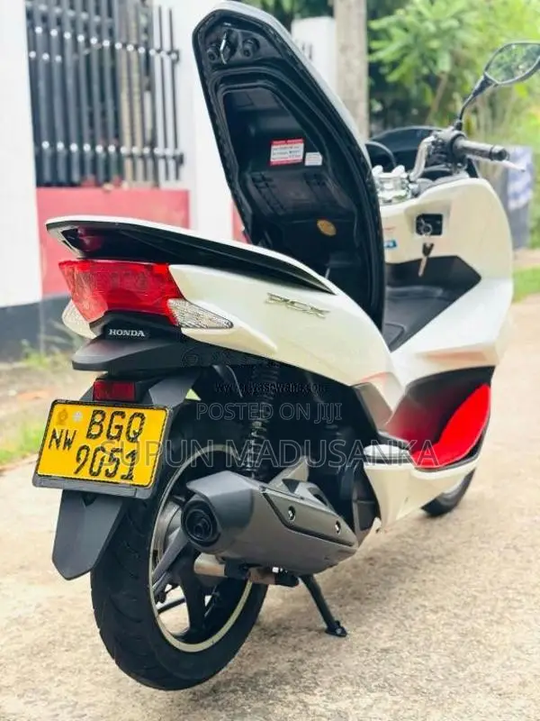Honda Pcx 2017 Motorbike (Used)