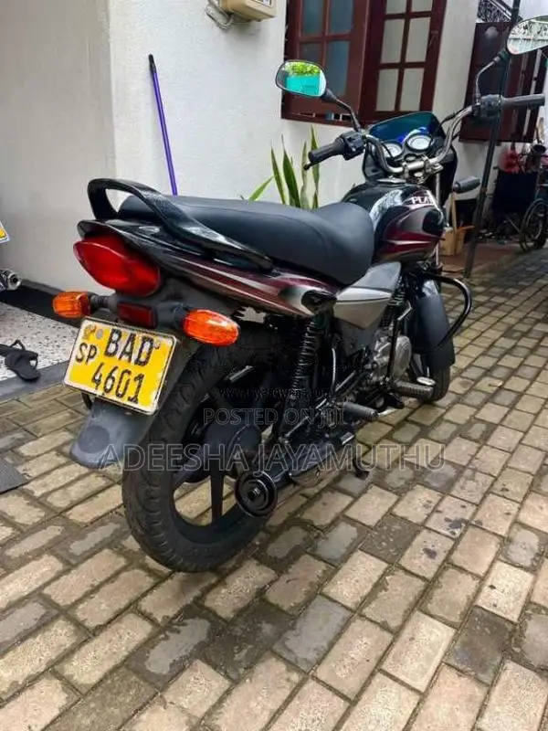 Bajaj Platina 2013 Motorbike (Used)