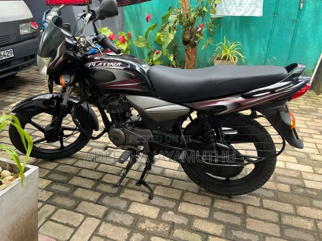 Bajaj Platina 2013 Motorbike (Used)