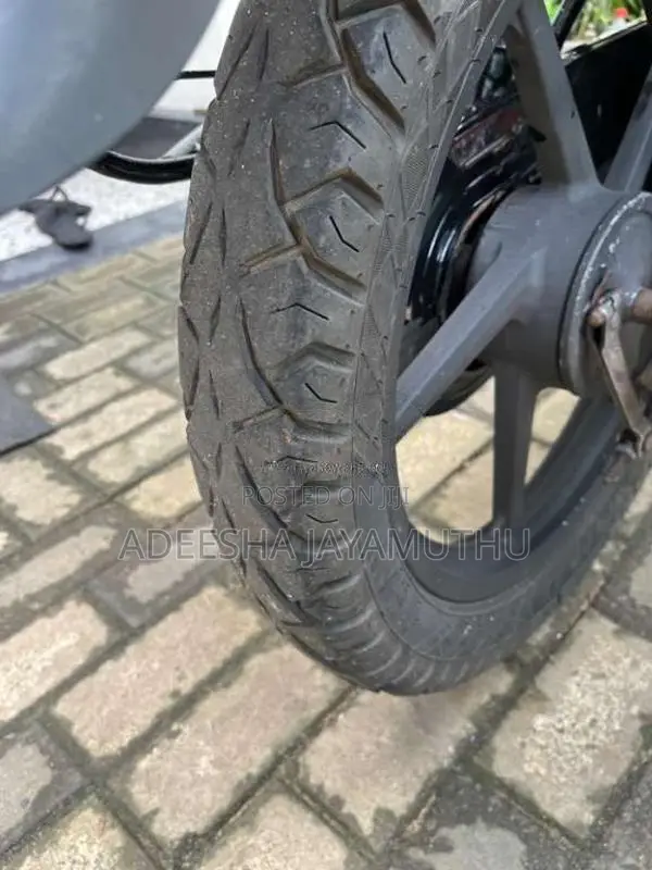 Bajaj Platina 2013 Motorbike (Used)