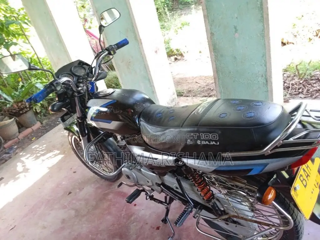 Bajaj CT-100 2014 Motorbike (Used)