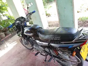Bajaj CT-100 2014 Motorbike (Used)