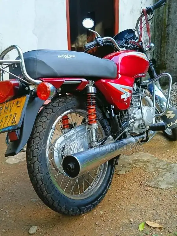 Bajaj Boxer 2005 Motorbike (Used)