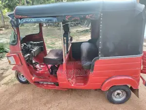 Bajaj 4 Stroke 2011 Three Wheel (Used)