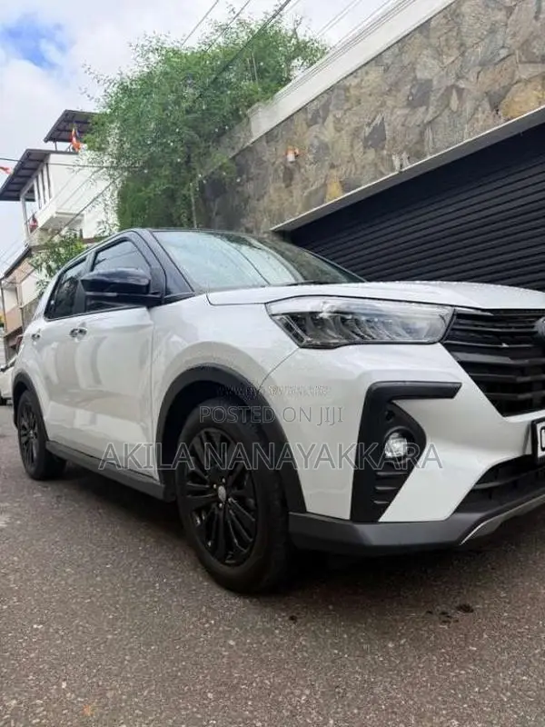 Perodua Ativa 2025 SUV (Used)