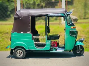 Bajaj 4 Stroke 2014 Three Wheel (Used)