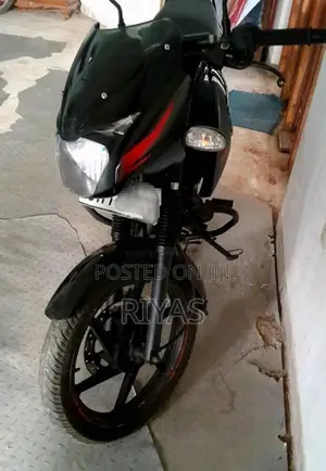 Bajaj Bajaj 2018 Motorbike (Used)
