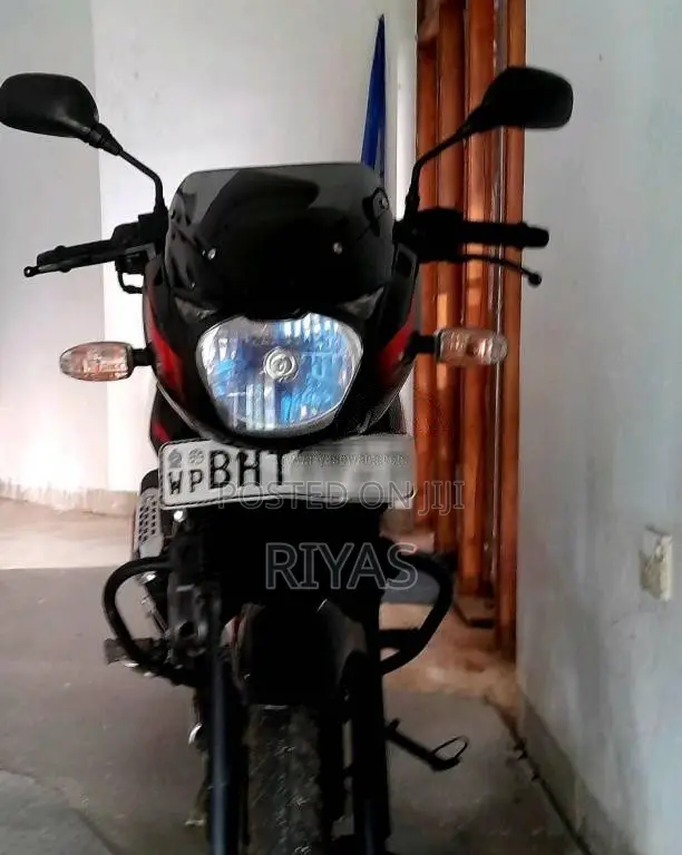 Bajaj Bajaj 2018 Motorbike (Used)