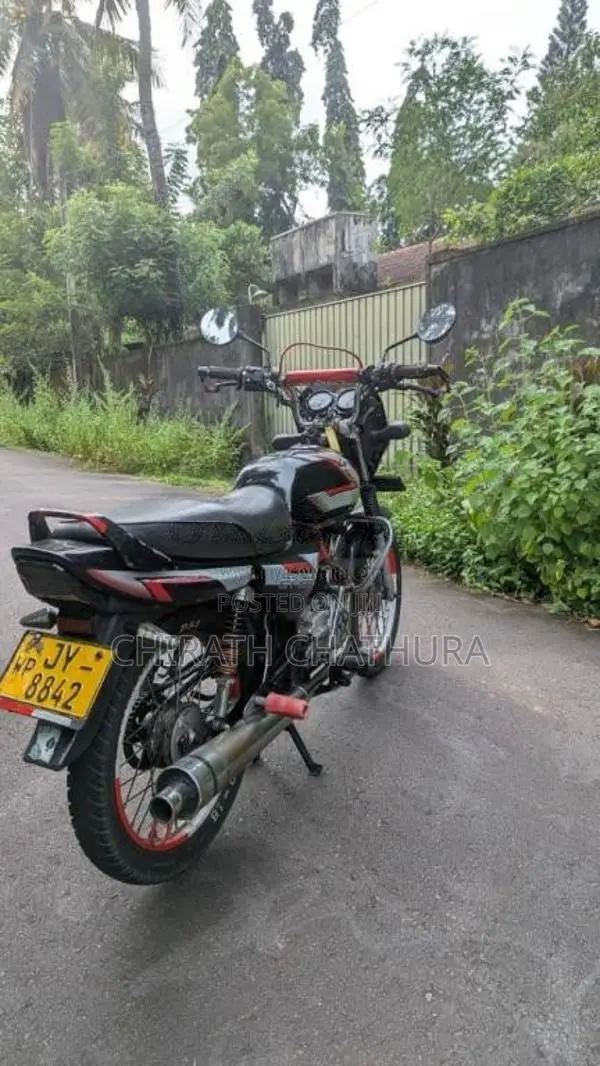 Bajaj CT-100 2005 Motorbike (Used)
