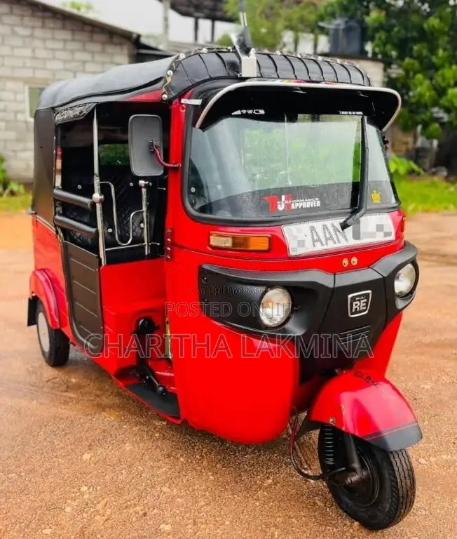 Bajaj Three Wheel 2014 Three Wheel (Used)