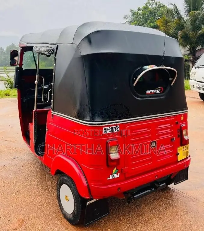 Bajaj Three Wheel 2014 Three Wheel (Used)