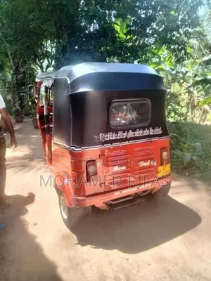 Bajaj RE 2006