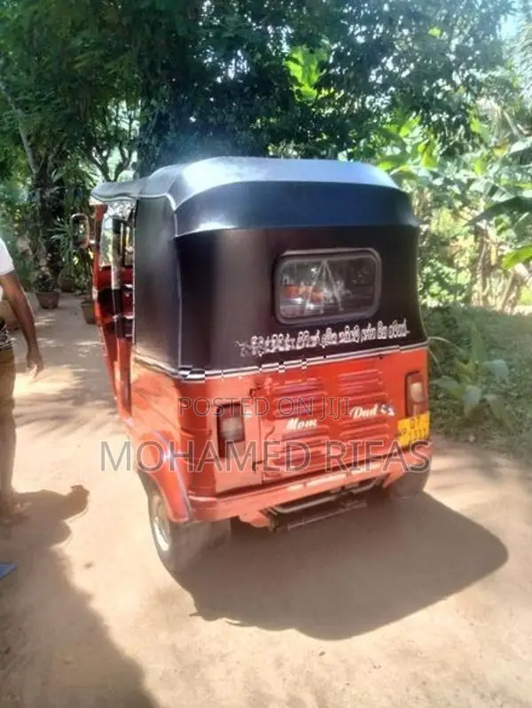 Bajaj RE 2006
