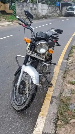 TVS Victor 2003
