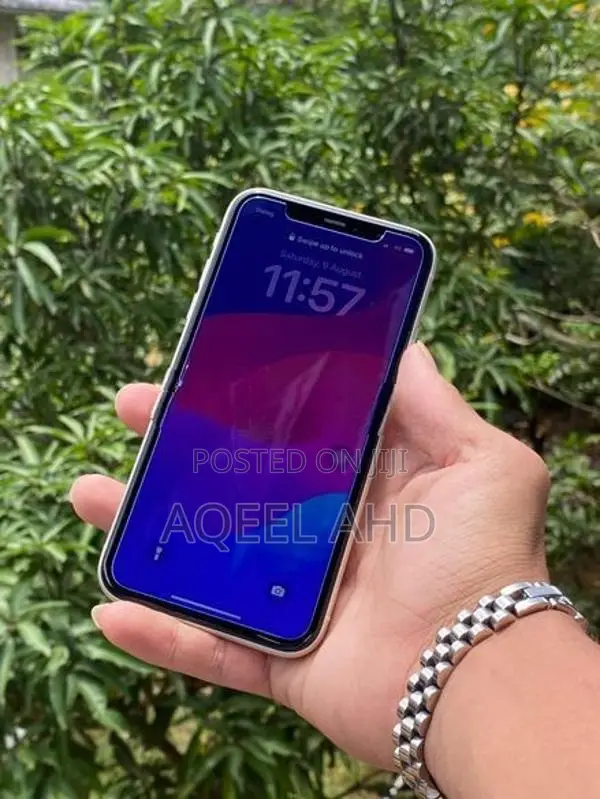 Apple iPhone 11 (Used)