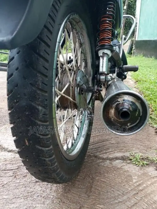 Bajaj CT100 2006