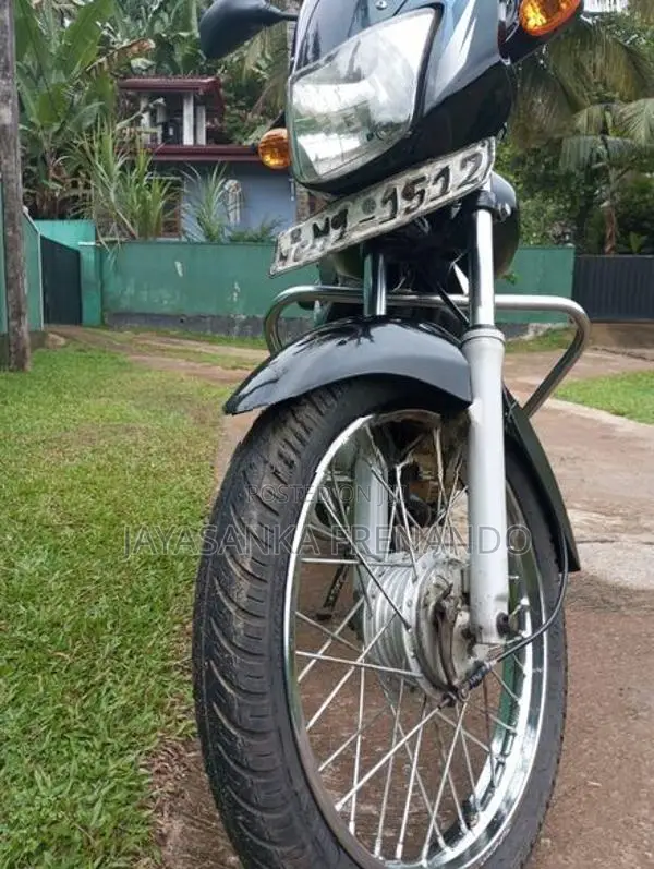 Bajaj CT100 2006