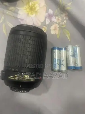 Nikon 55-200mm Lens With Flash Light Battery Charger