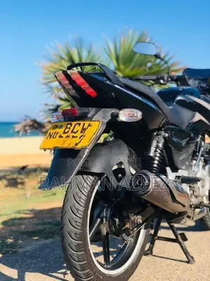 Bajaj Pulsar 150 2015