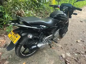 Bajaj Pulsar 150 2015