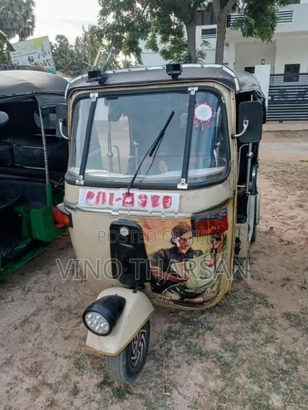 Bajaj RE 1995