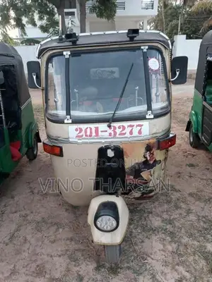 Bajaj RE 1995