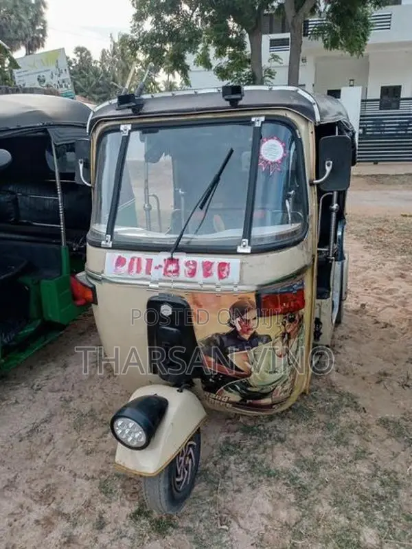 Bajaj RE 1995