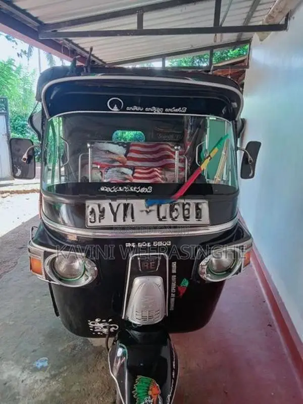 Bajaj RE 2010