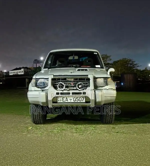 Mitsubishi Pajero 1986