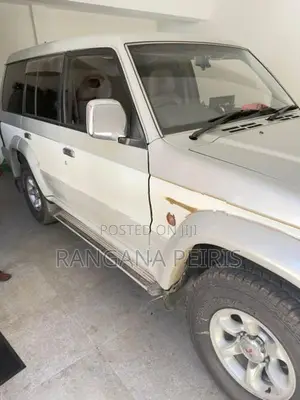 Mitsubishi Pajero 1986