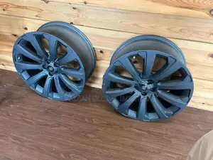 Land Rover Discovery 4 – 20" Alloy Wheels Set