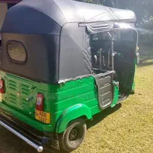 Bajaj RE 2016