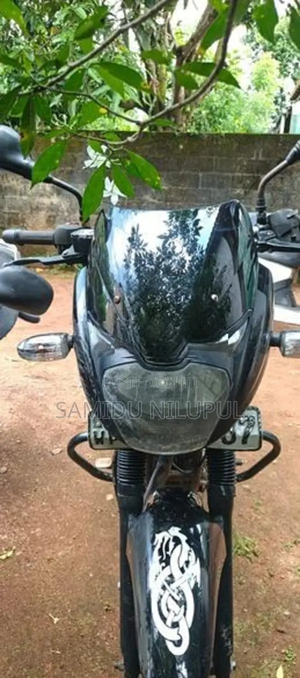Bajaj Pulsar 150 2016