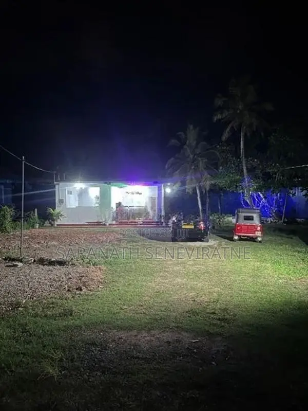 COMMERCIAL PROPERTY FOR SALE – 📍 Raddoluwa / Kotugoda Main Road