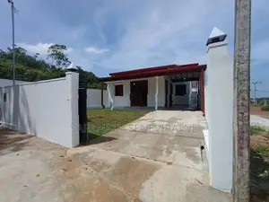 Brand-New House in Kesbewa Kindelpitiya