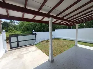 Brand-New House in Kesbewa Kindelpitiya
