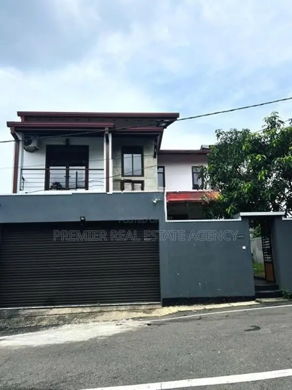 5 Bedroom House For Sale In Kandana