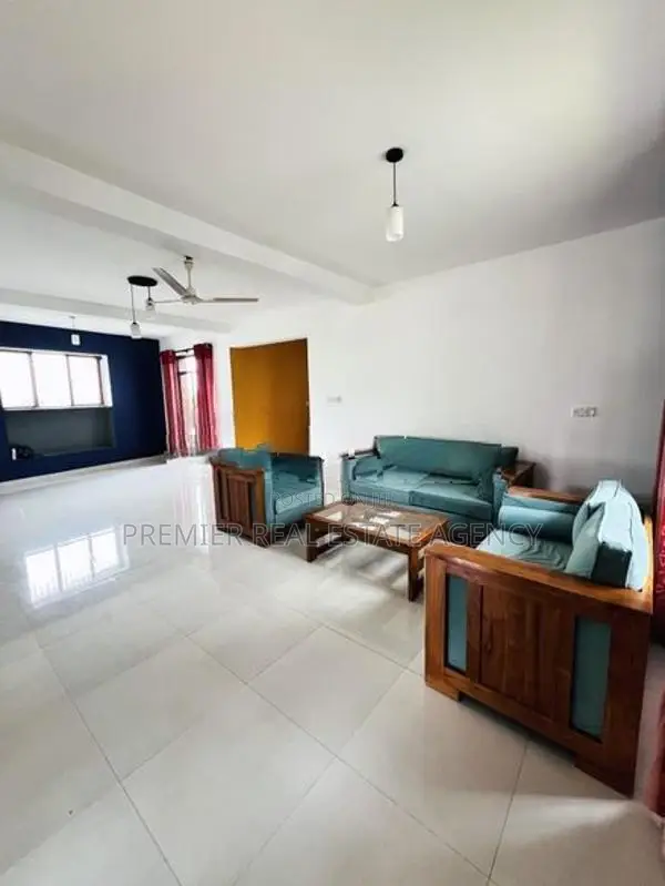 5 Bedroom House For Sale In Kandana