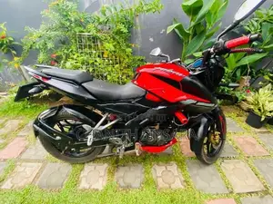 Bajaj Pulsar NS160 2018