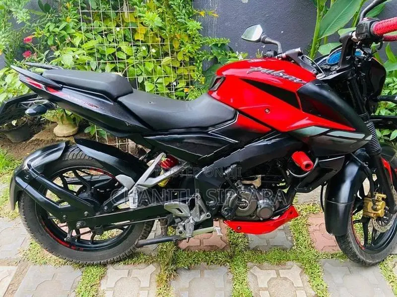Bajaj Pulsar NS160 2018