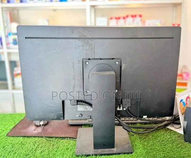 HP 24 Inch Monitor