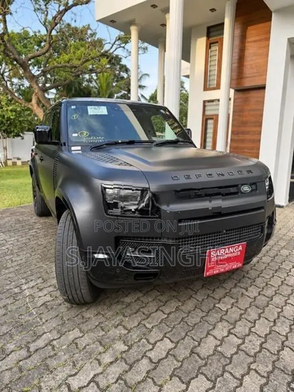Land Rover Defender 110 X Dynamic SE 2025