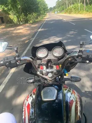 Bajaj Discover 2010