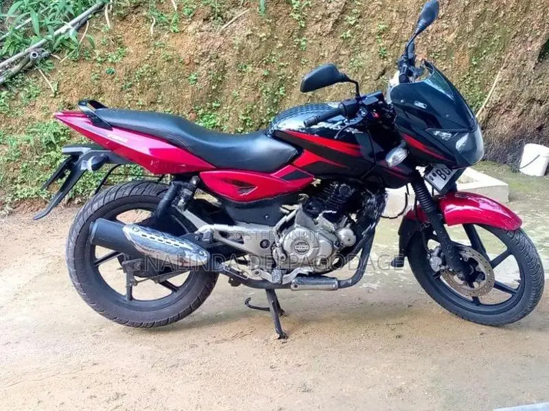 Bajaj Pulsar 150 UG 4.5 2015