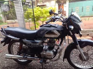Bajaj CT100 2005